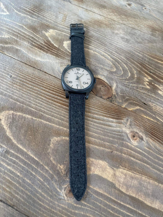 20MM Dark Grey Wool for 40MM klokker